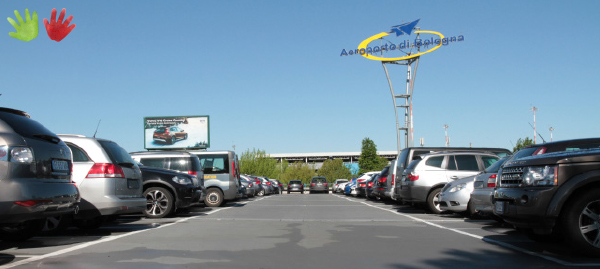 Dentro al parcheggio